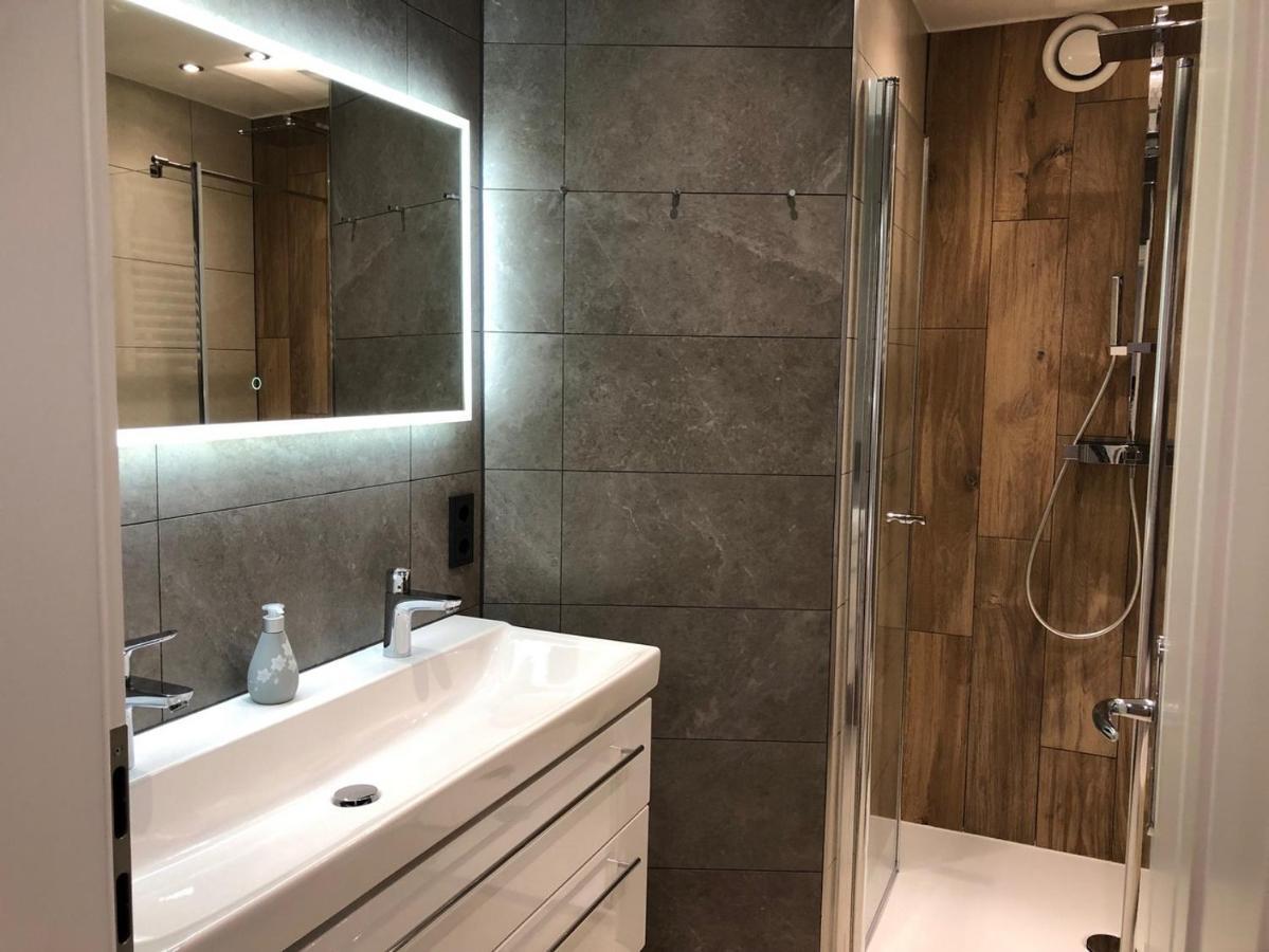 Pistenblume Apartment - Skipiste, Stadtzentrum วินเทอร์แบร์ก ภายนอก รูปภาพ