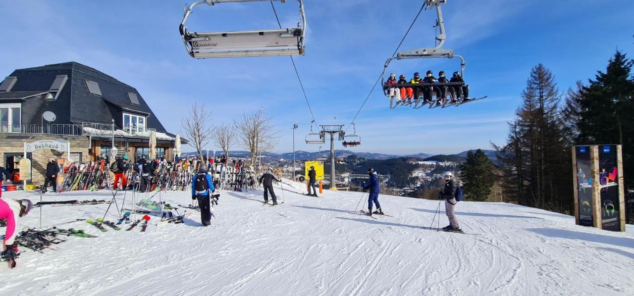 Pistenblume Apartment - Skipiste, Stadtzentrum วินเทอร์แบร์ก ภายนอก รูปภาพ