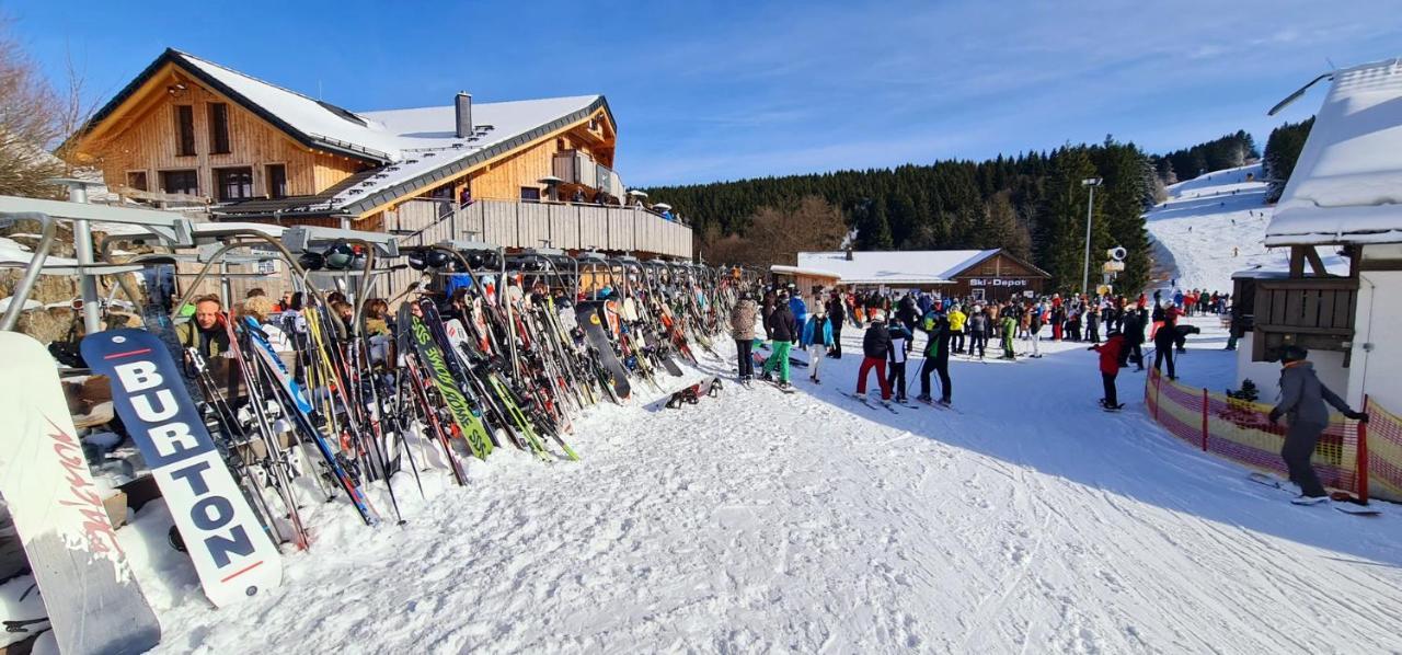 Pistenblume Apartment - Skipiste, Stadtzentrum วินเทอร์แบร์ก ภายนอก รูปภาพ
